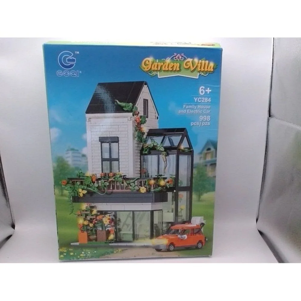 Garden Villa - Family House and Electric Car, 998 Pcs, BRAND NEW IN BOX